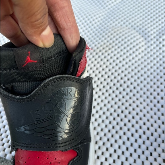 Jordan Sky Jordan 1 Sneakers Kids Size 8 C - Picture 6 of 6